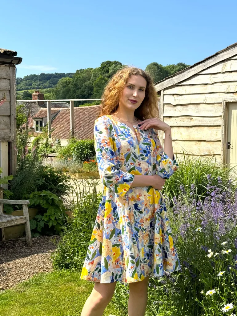 Foil My Flare Lady Linen Dress Impression