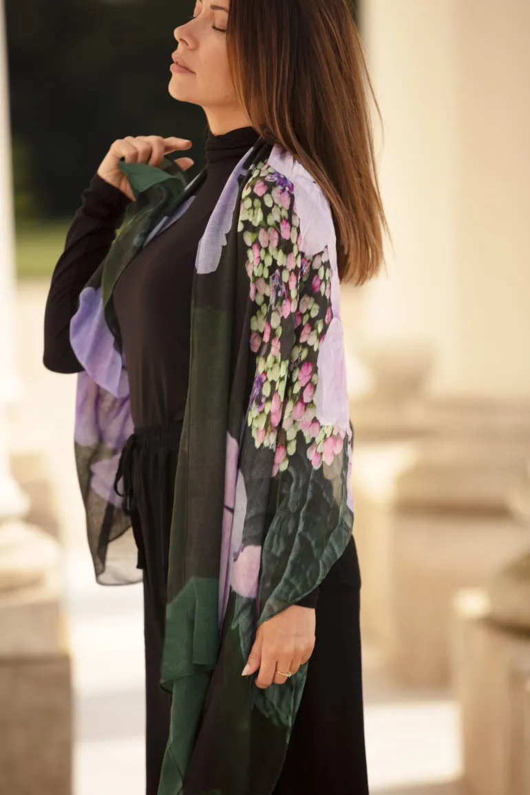 FROM MY MOTHER'S GARDEN HYDRANGEA BAMBOO SCARF