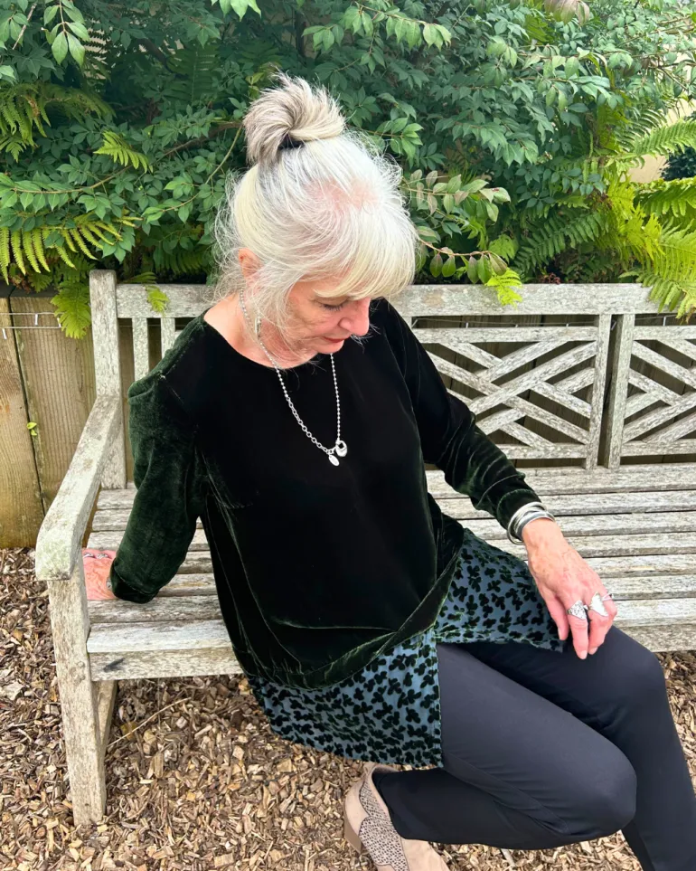 Grizas Floral Velvet Blouse Sage
