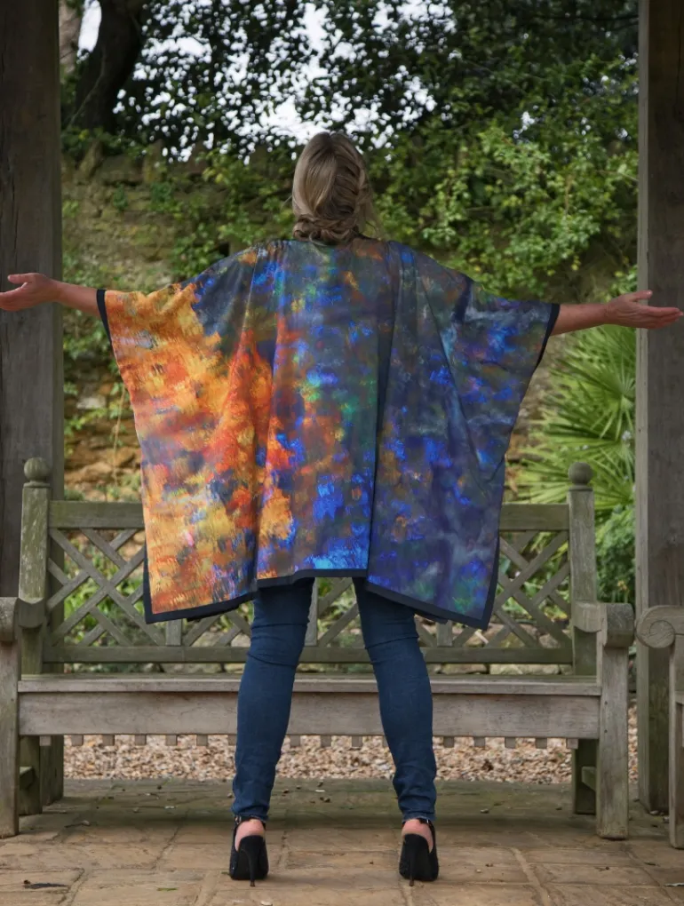 MID LENGTH KIMONO - BEECH TREE REFLECTIONS