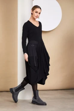 Naya Dress with Contrast Fabric Pockets