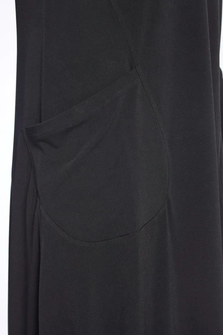 Naya Jersey Dress with Pockets Black