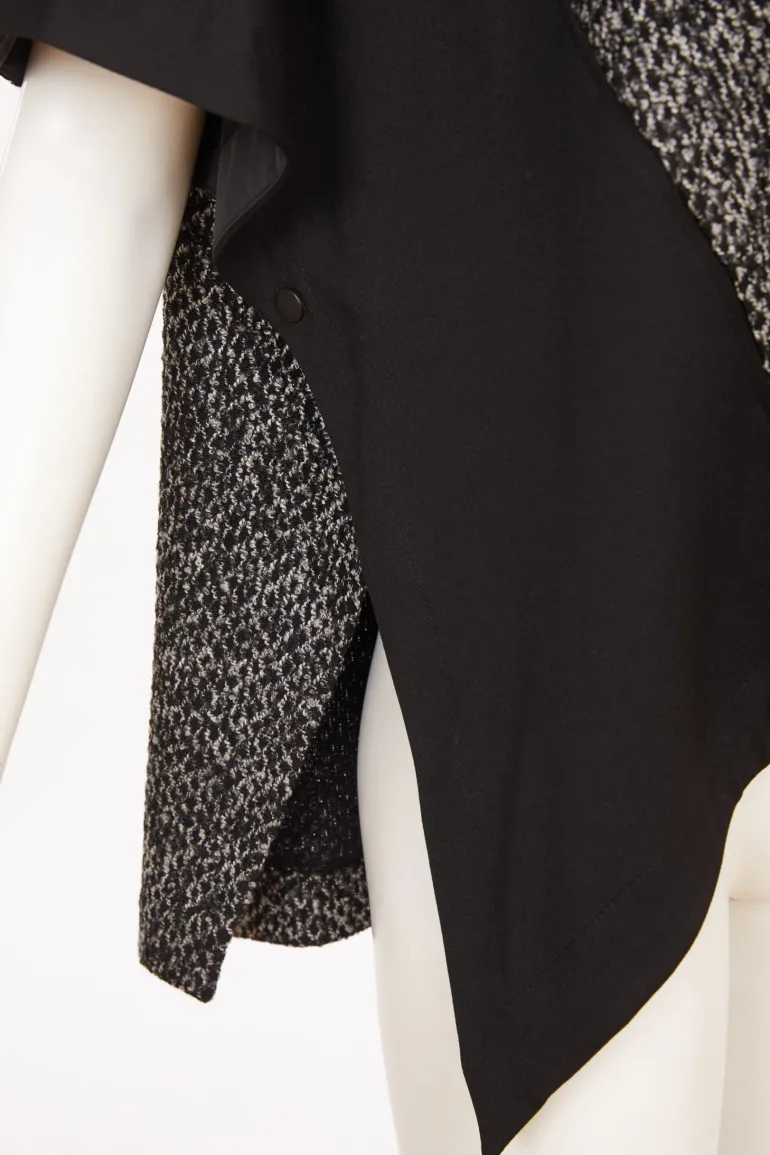 Naya Knit Jaquard Hooded Curve Hem Top