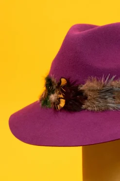 POWDER FEATHER HAT DAMSOM