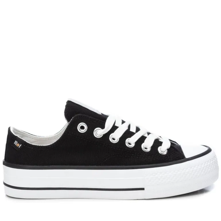 Refresh Black Canvas Trainers