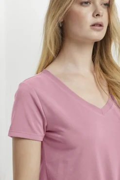 Soaked in Luxury Columbine V Neck Top Lilas