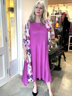 Thanny Sleeveless Plissé Midi Dress Fuchsia
